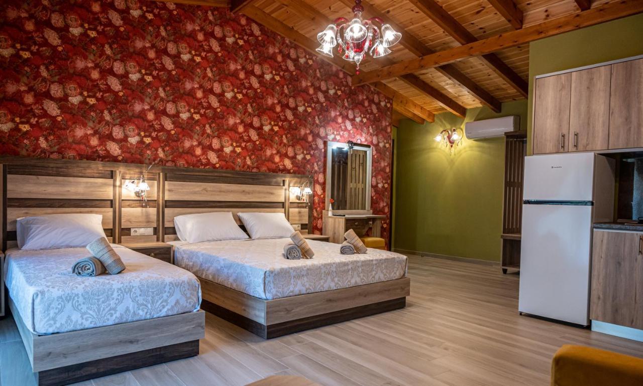 Simi Luxury Suites 普拉卡利特索罗 外观 照片