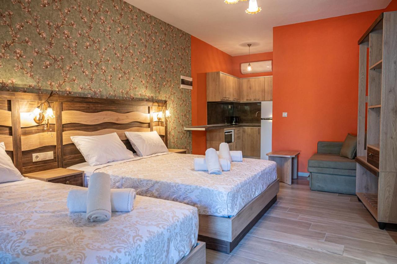 Simi Luxury Suites 普拉卡利特索罗 外观 照片