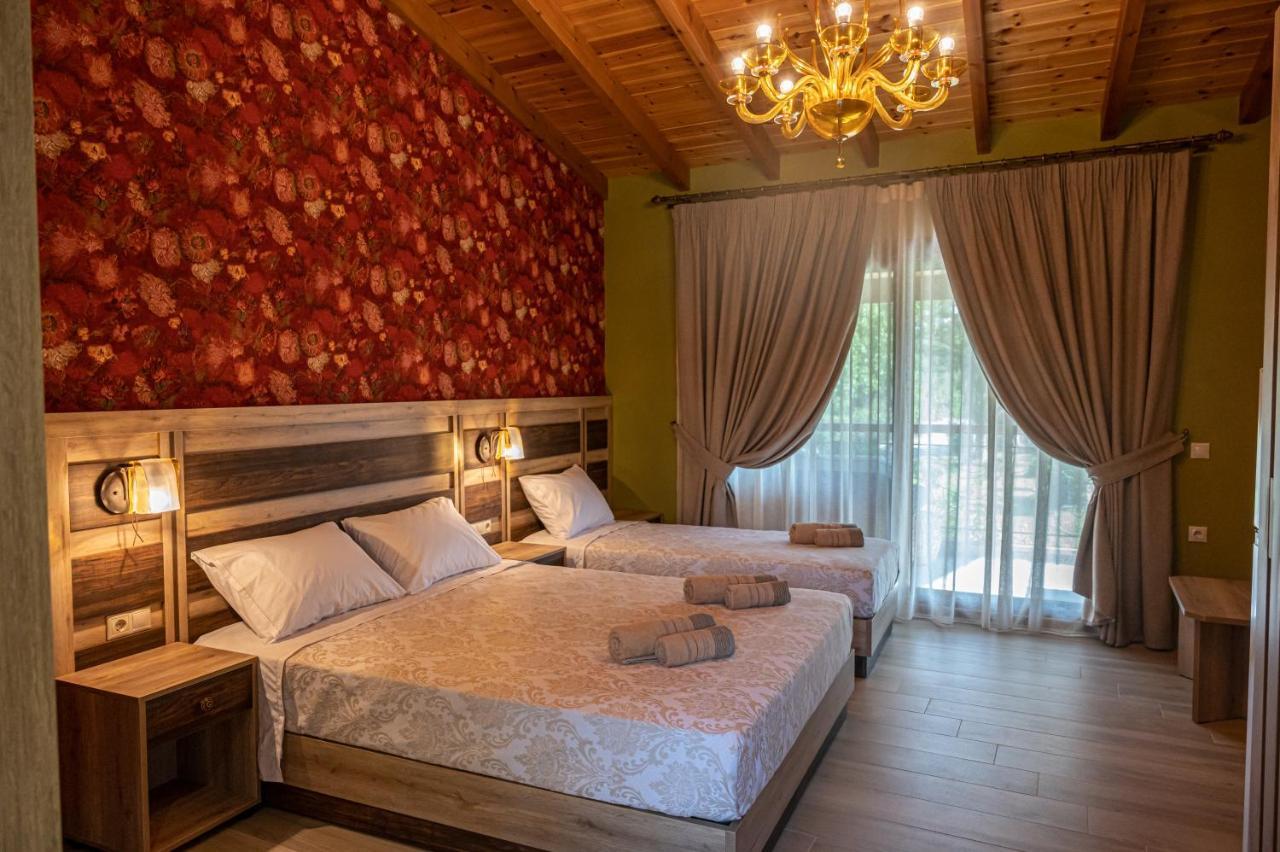 Simi Luxury Suites 普拉卡利特索罗 外观 照片