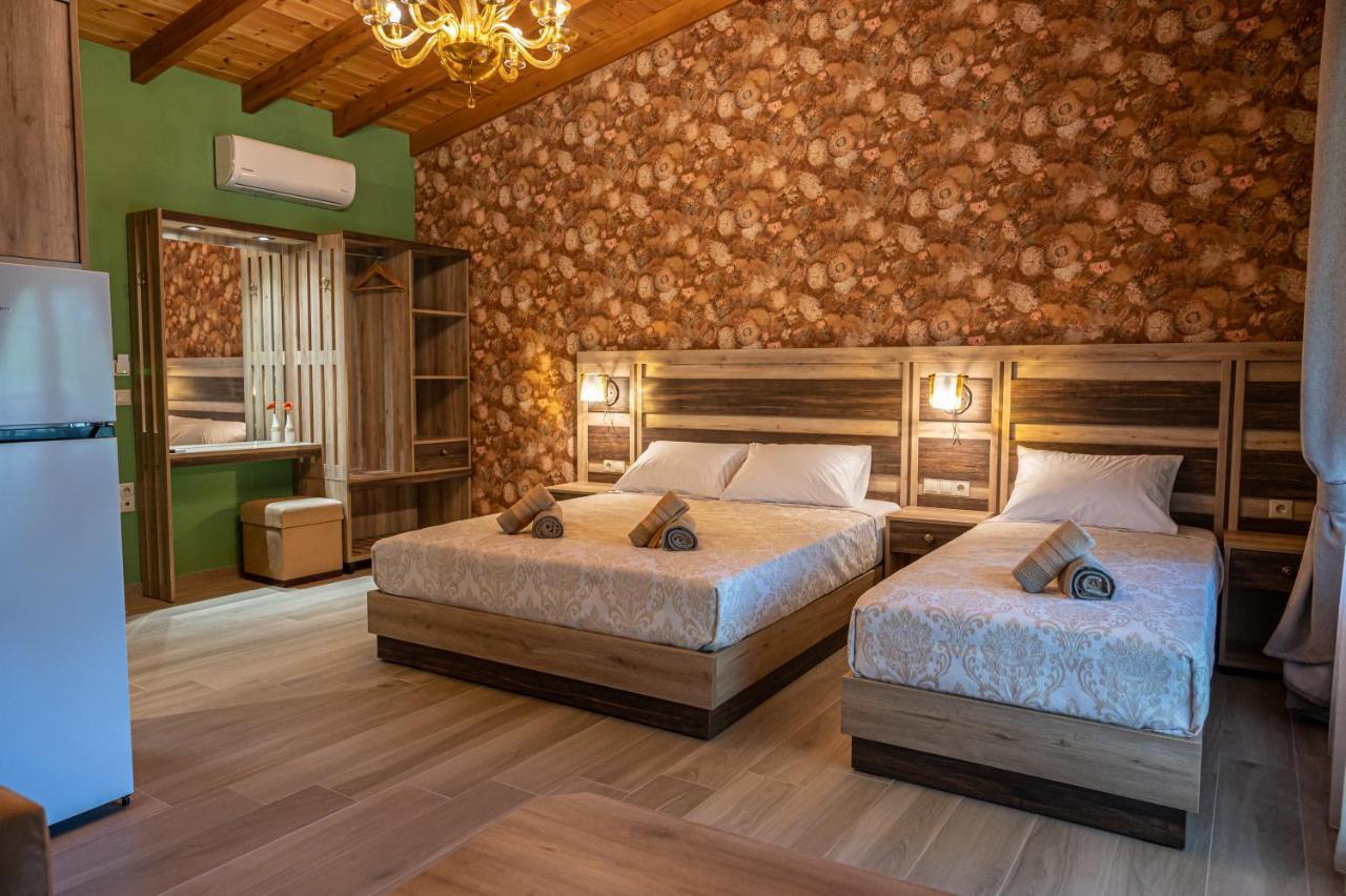 Simi Luxury Suites 普拉卡利特索罗 外观 照片