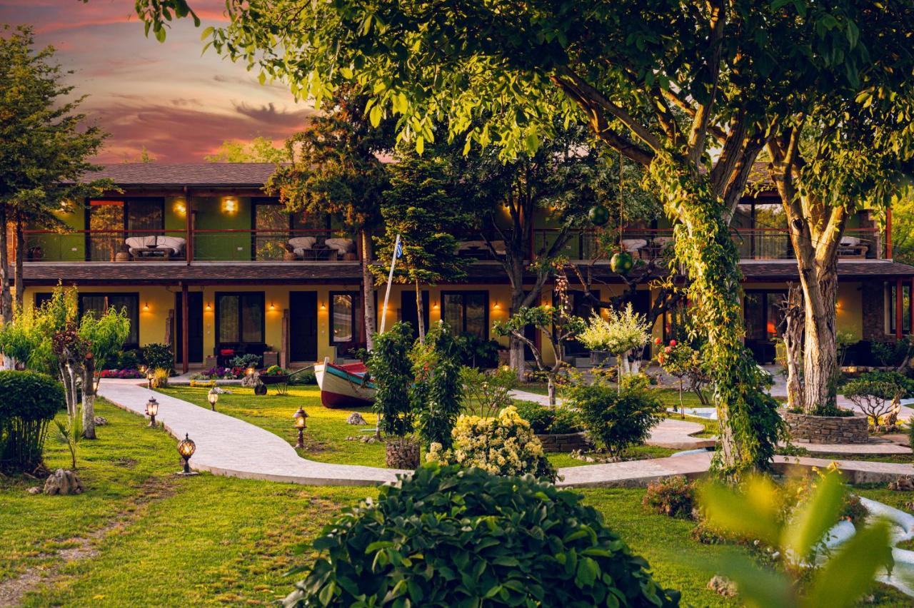 Simi Luxury Suites 普拉卡利特索罗 外观 照片