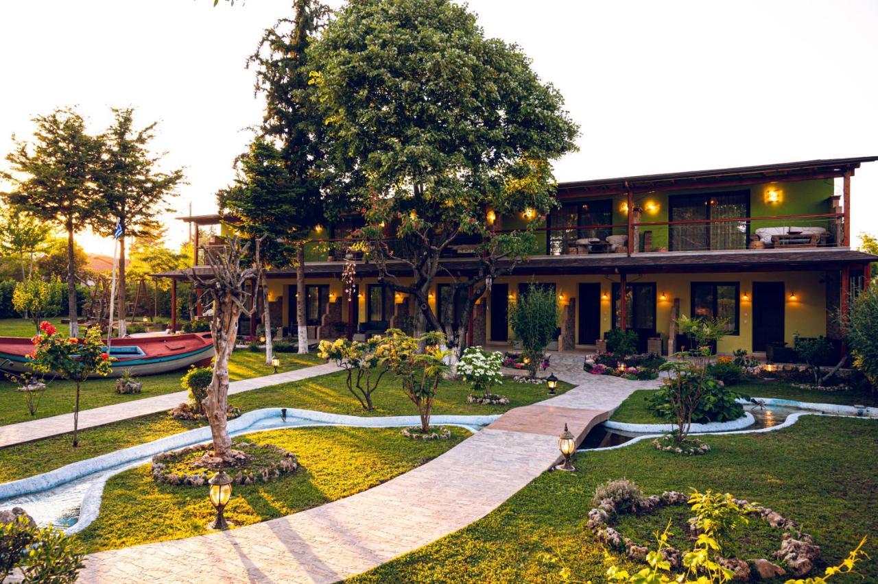 Simi Luxury Suites 普拉卡利特索罗 外观 照片