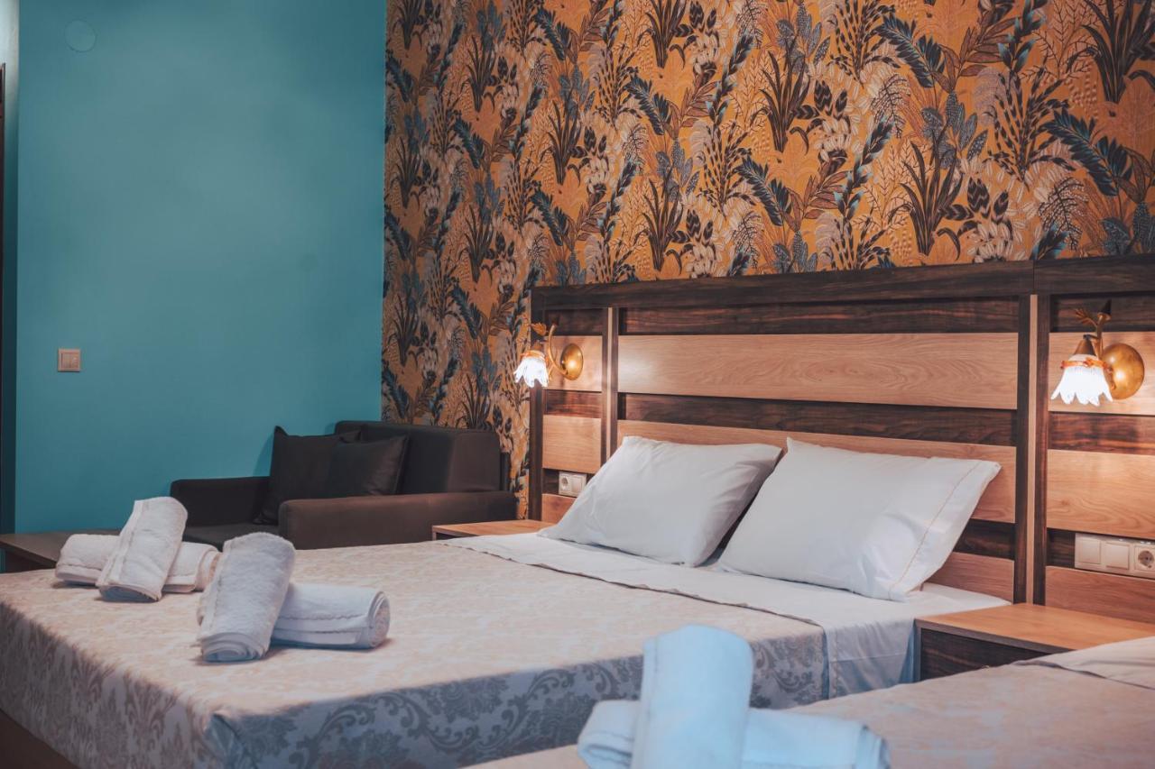 Simi Luxury Suites 普拉卡利特索罗 客房 照片